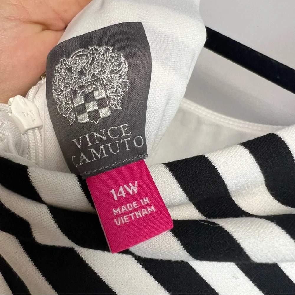 Vince Camuto Sleeveless Knit Sheath Dress Black & White Stripes Size 14W - Picture 9 of 11